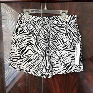 Nicole Miller Black and White Zebra Print Women's Linen Shorts